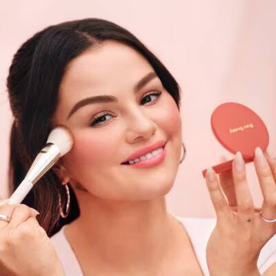 RARE BEAUTY Soft Pinch Matte Bouncy Blush lifestyle