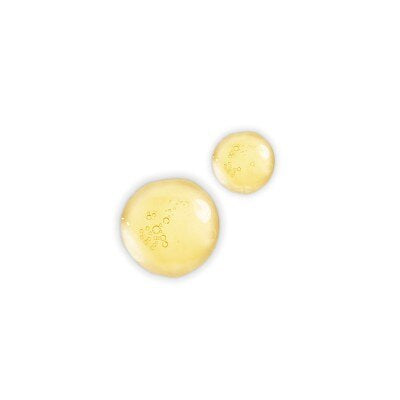 Charlotte Tilbury Collagen Superfusion Facial Oil texture